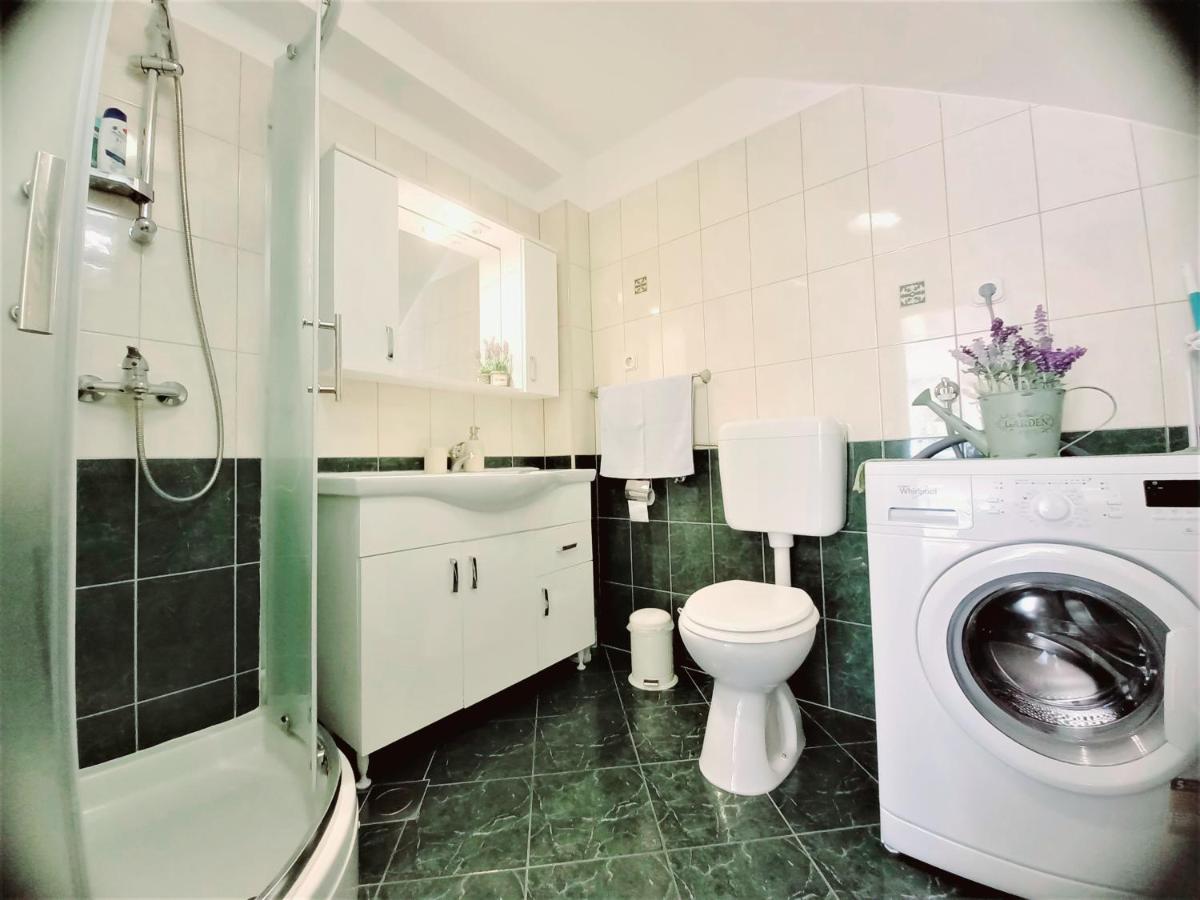 Apartment Megi In Supetar Historical Core Dış mekan fotoğraf