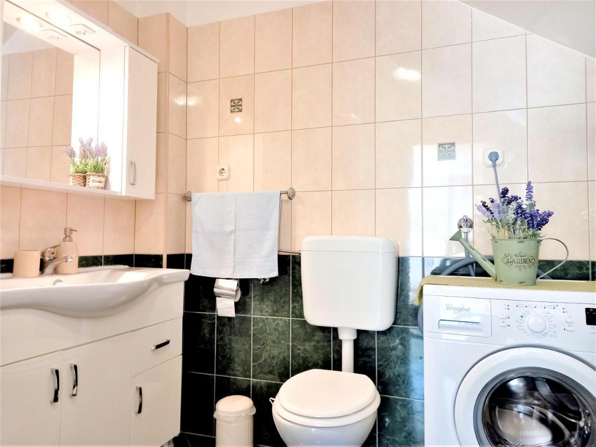 Apartment Megi In Supetar Historical Core Dış mekan fotoğraf